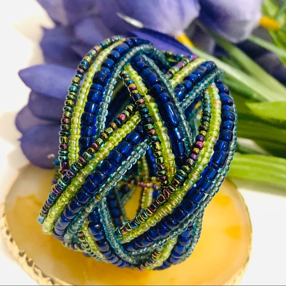 🌺sparkle seedbead Memory Wire cuff Bracelet - Picture 6 of 10